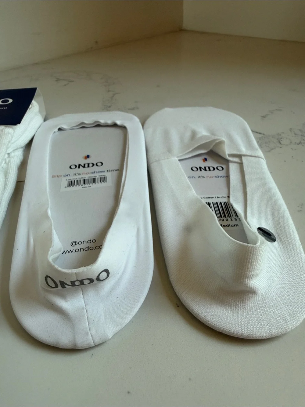 ONDO Cotton Socks in White Crew / no show no Slip Style Size Medium/ Large NWT